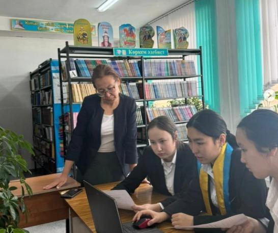 «Интернетті білім алуда пайдалану: пайдасы мен қауіпі» пікірсайыс турнирі