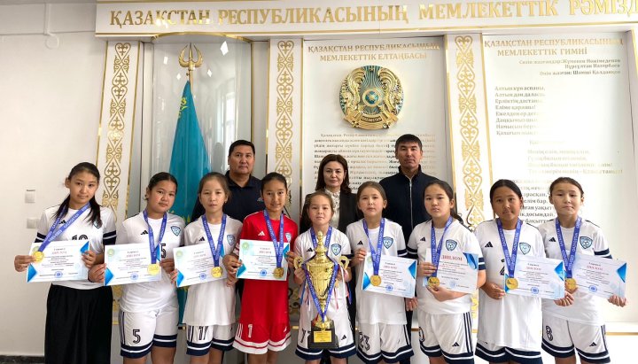 🔰Жамбыл облысы әкімдігінің білім басқармасы Тараз қаласының білім бөлімінің "Амангелді атындағы орта мектебі" КММ  👩🏻‍🎓Тараз  қалалық мектеп лигасында Футболдан 5-6 сынып қыздары   І орынды иеленіп, Облысқа жолдама ұтып алды.